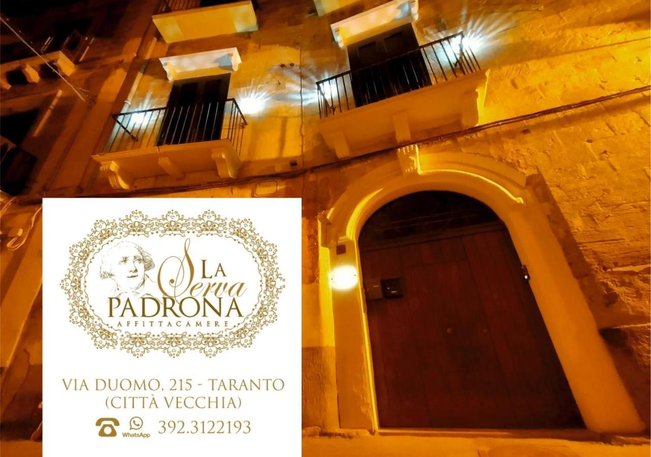 La Serva Padrona Taranto Esterno foto